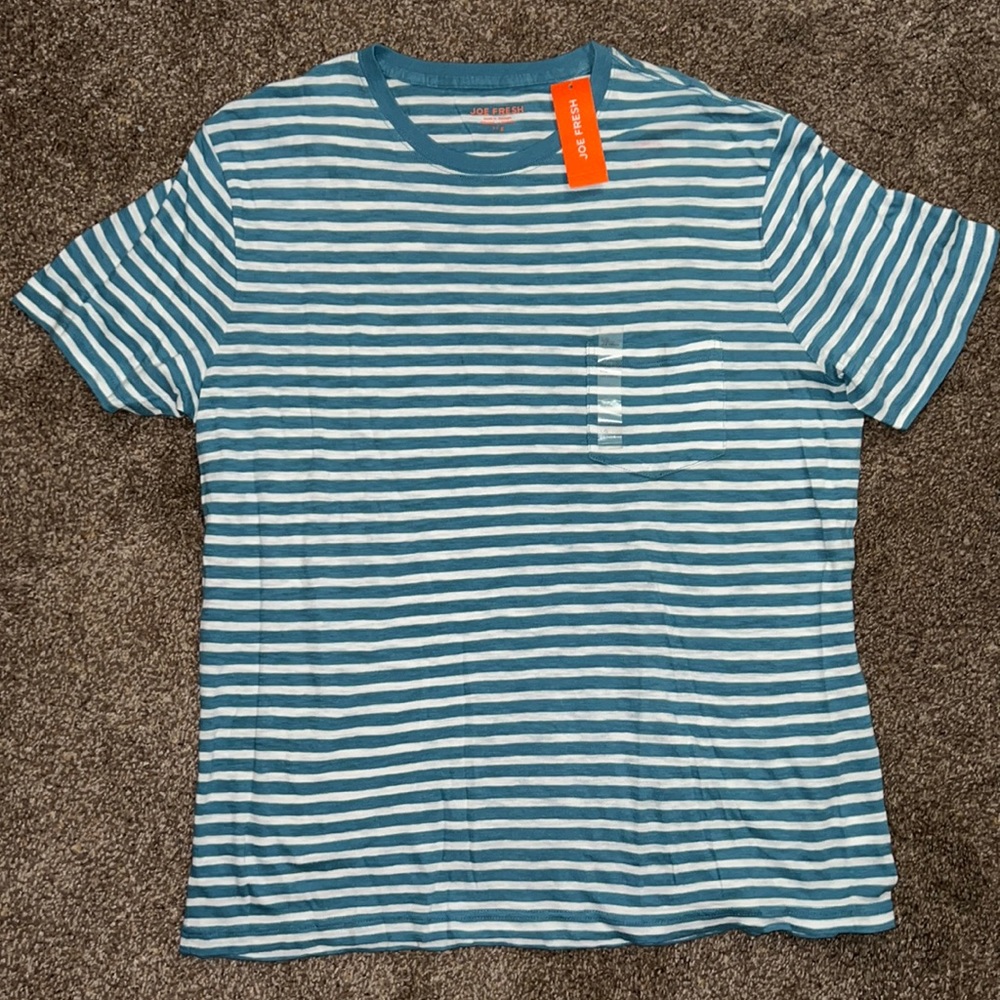 NEW Joe Fresh tee